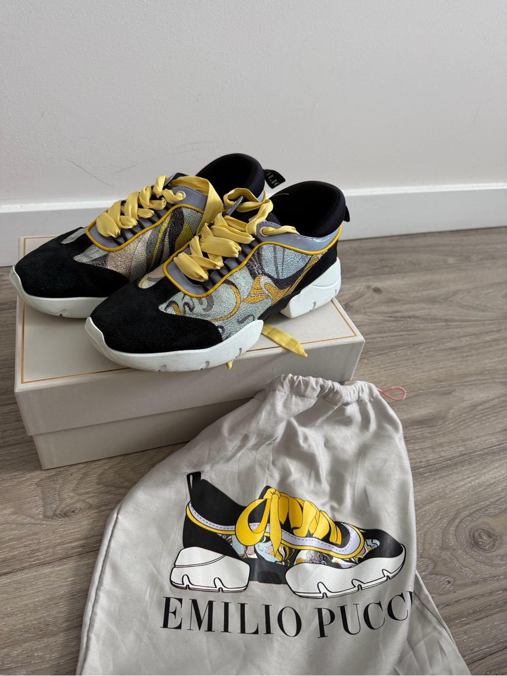 Emilio Pucci Wave Yellow & Black Patterned Sneakers